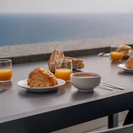 Le Coq -splendide Vue -magnifique Piscine -parking Apartment Cap-d'Ail