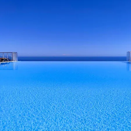 Le Coq Splendide Vue - Beautiful Pool - Parking *