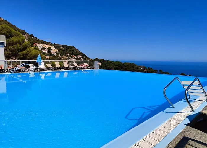公寓 Le Coq Splendide Vue - Beautiful Pool - Parking *