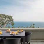 Le Coq Splendide Vue - Beautiful Pool - Parking דירה