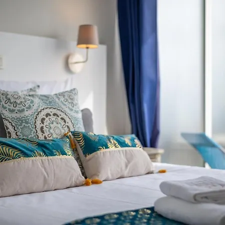 Le Coq Splendide Vue - Beautiful Pool - Parking