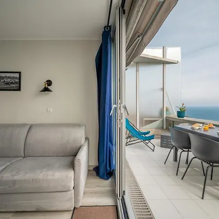 Le Coq -splendide Vue -magnifique Piscine -parking Appartement Cap-d'Ail