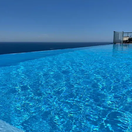 Le Coq Splendide Vue - Beautiful Pool - Parking