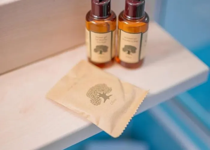 Le Coq Splendide Vue - Beautiful Pool - Parking カップダイユ